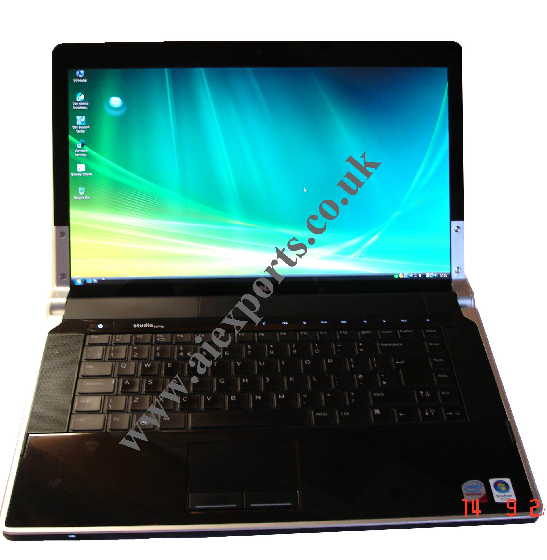 Dell Studio XPS 1640 4GB Ram 320GB Hard Drive Bluetooth cam WWAN 16.